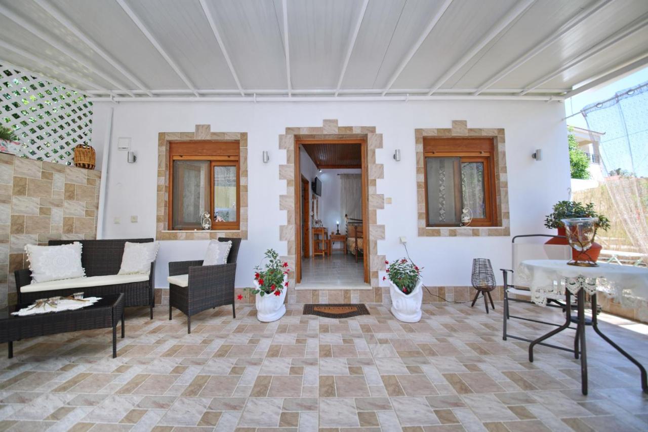 Vasia'S Small Villa Skopelos Exterior foto